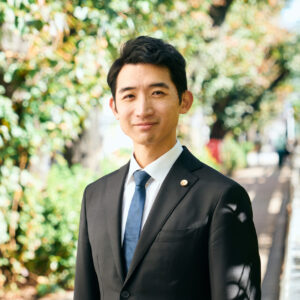 代表弁護士 吉田 朋師